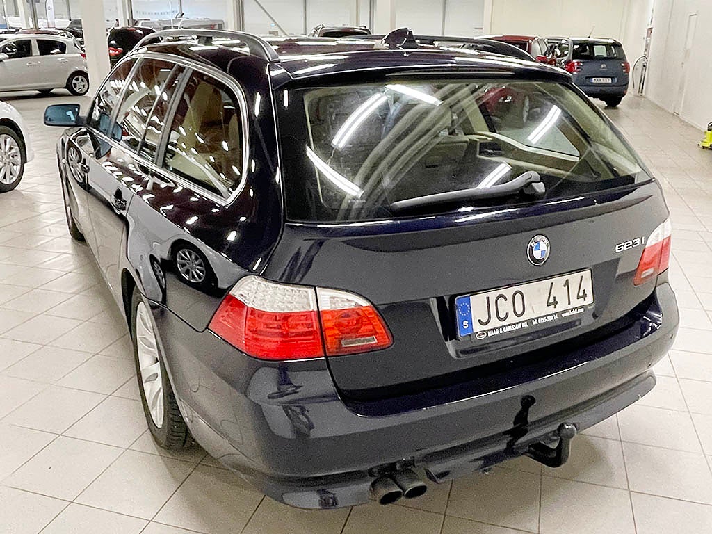 BMW 523I Touring 190Hk Automat