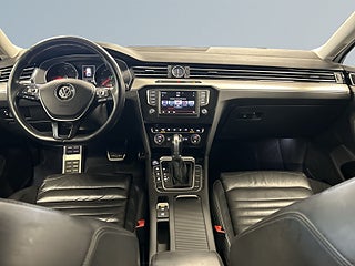 Volkswagen Passat Alltrack 2.0 TDI 4M DSG Drag/Kamera/Dvärm/LEDramp/Skinn/S&V-Däck – bild 8