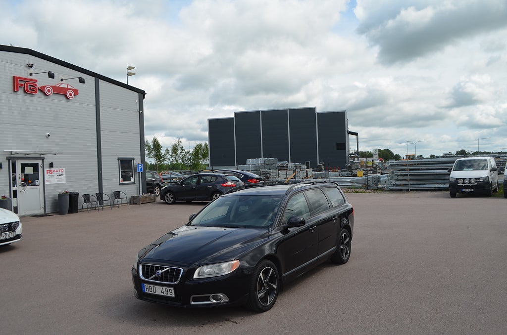 Volvo V70 2.4D Geartronic Momentum 163 hk D-Värmare Drag *3.45%*