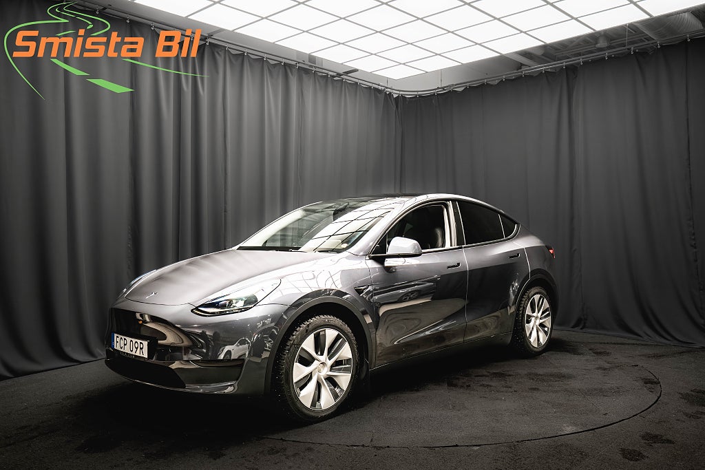 Tesla Model Y Standard Range RWD KAMERA LÄDER MOMS 299hk