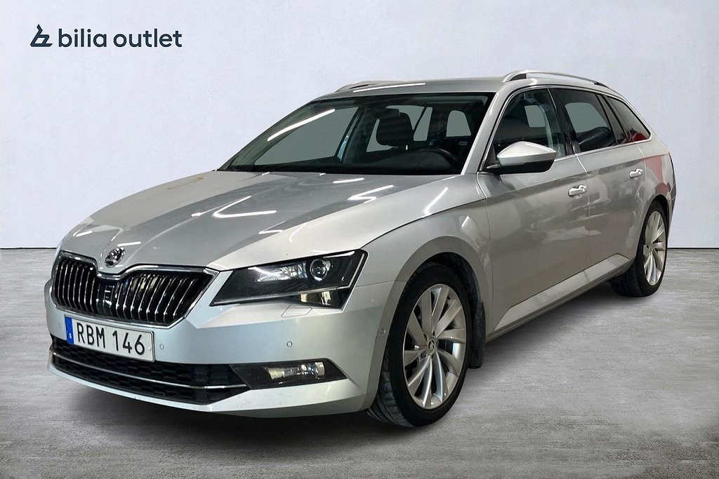 Skoda Superb Kombi 2.0 TDI Style Carplay Dragkrok Minnesstol