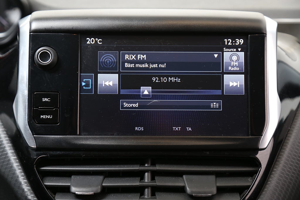 Peugeot 208 1,2 PureTech 82hk Style 5-dörrar P-sensorer Nybesikt 2016