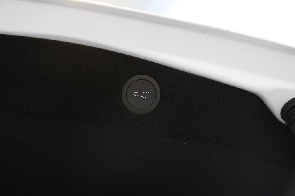 Tesla Model 3 Standard Range Highland Autopilot Panorama Facelift 2024