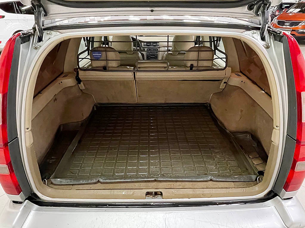Volvo V70 2,4