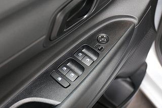 Halvkombi Hyundai i20 5 av 19