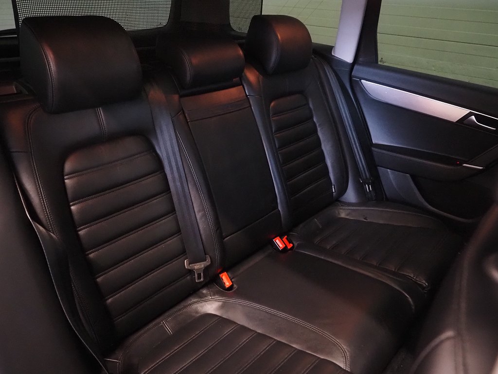 Volkswagen Passat Alltrack 2.0 TDI 4Motion Pano D-Värm Drag 2015