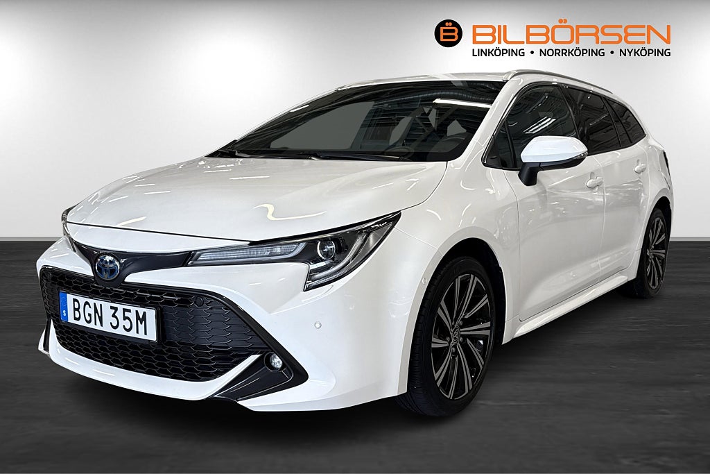Toyota Corolla Touring Sports Hybrid Style (M&K, Rattvärme, Backkamer