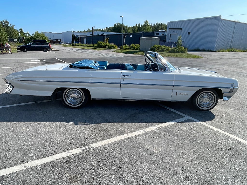 Oldsmobile 98 Classic Ninety-Eight Convertible Coupé 6.5 V8