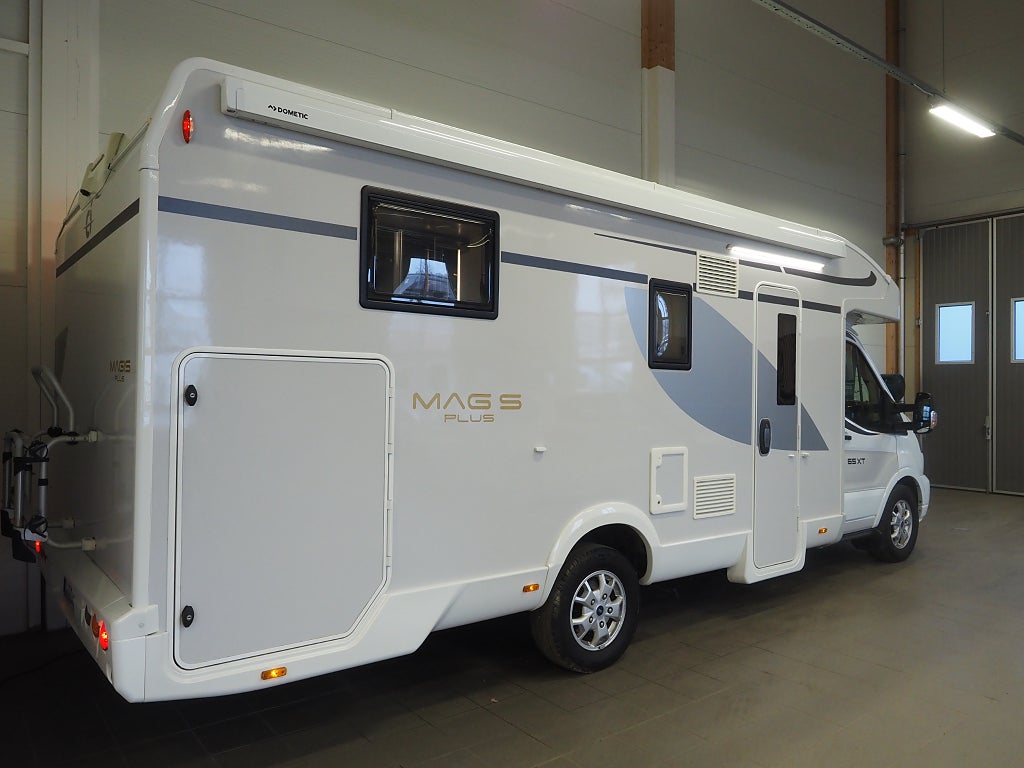 Ci Magis 65 XT Plus 160hk Queenbädd Markis Taksäng 3500kg AUT 2021