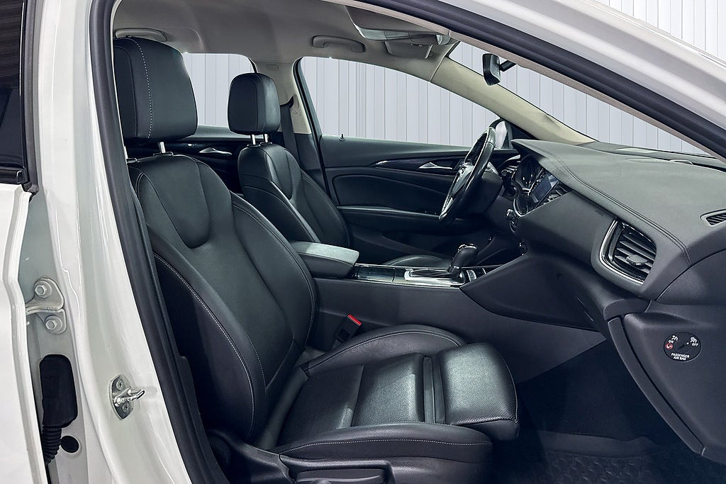 Opel Insignia 2021