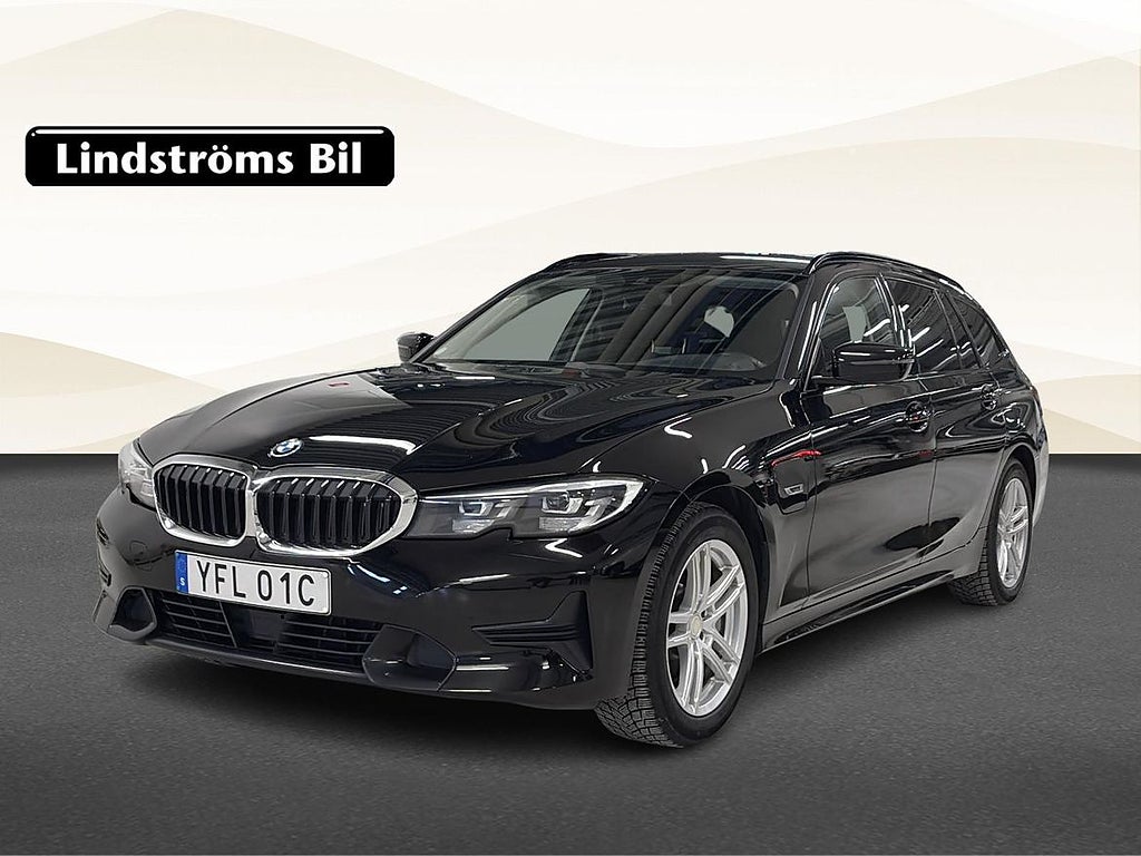 BMW 330e Touring Plug In Hybrid RWD