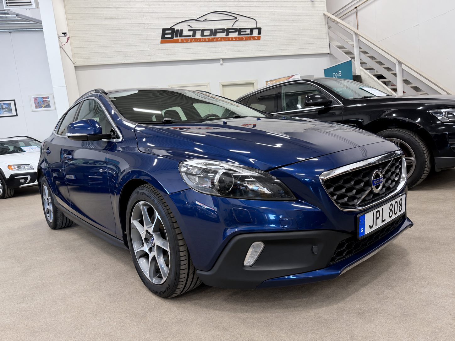 Volvo V40 Cross Country T5 254hk AWD, bild 3/21