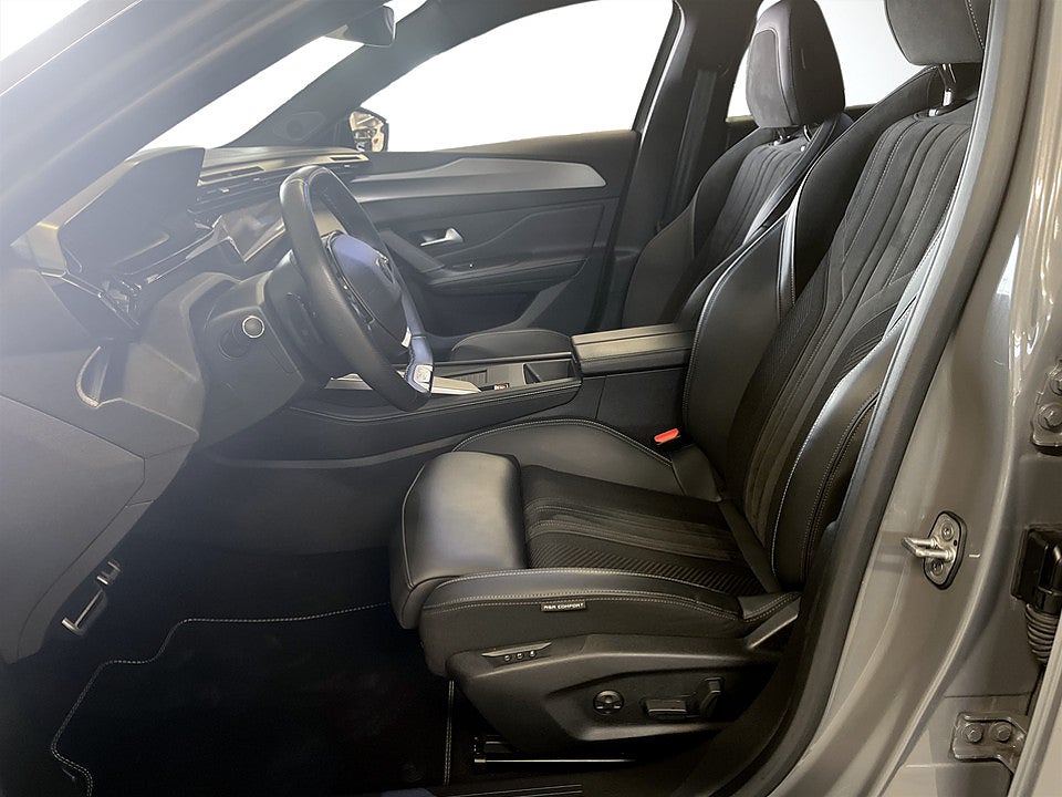 Bild på Peugeot 308 5D GT 1.2 PT 130hk Aut B-KAMERA CARPLAY