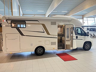 Husbil-halvintegrerad Eura Mobil PRS 720 EB 4 av 28