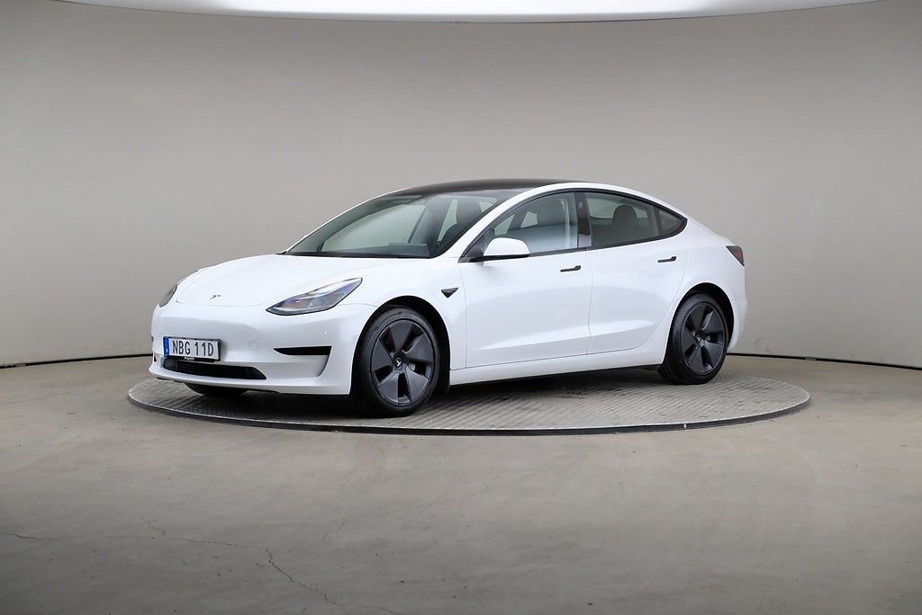 Tesla Model 3 Standard Range Plus Rwd