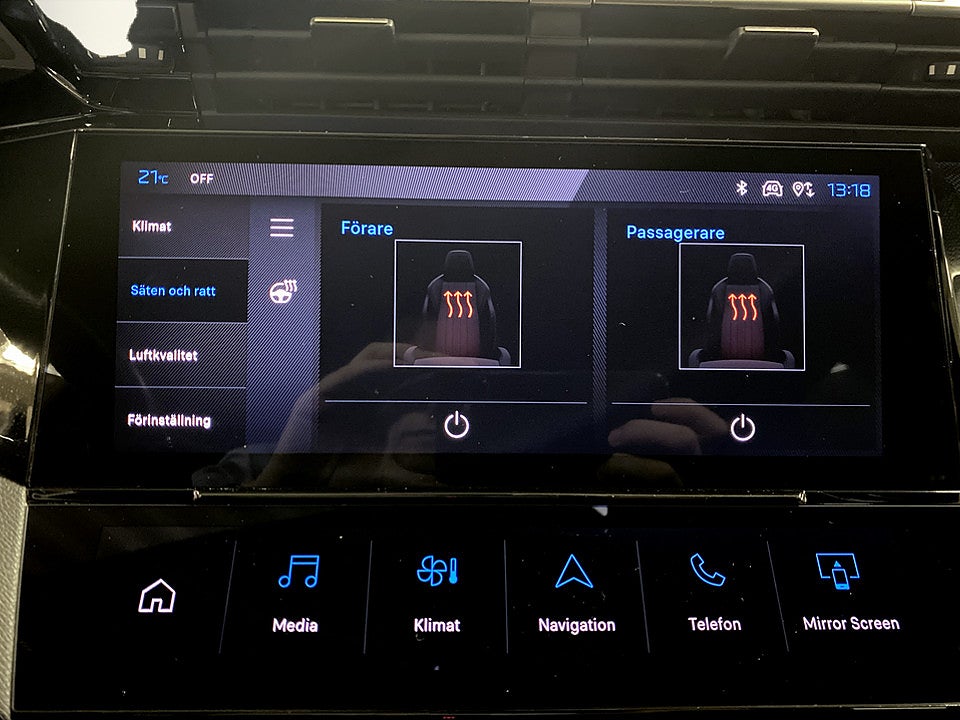 Bild på Peugeot 408 GT PHEV 225hk Aut B-KAMERA CARPLAY DRAG MASSAGE