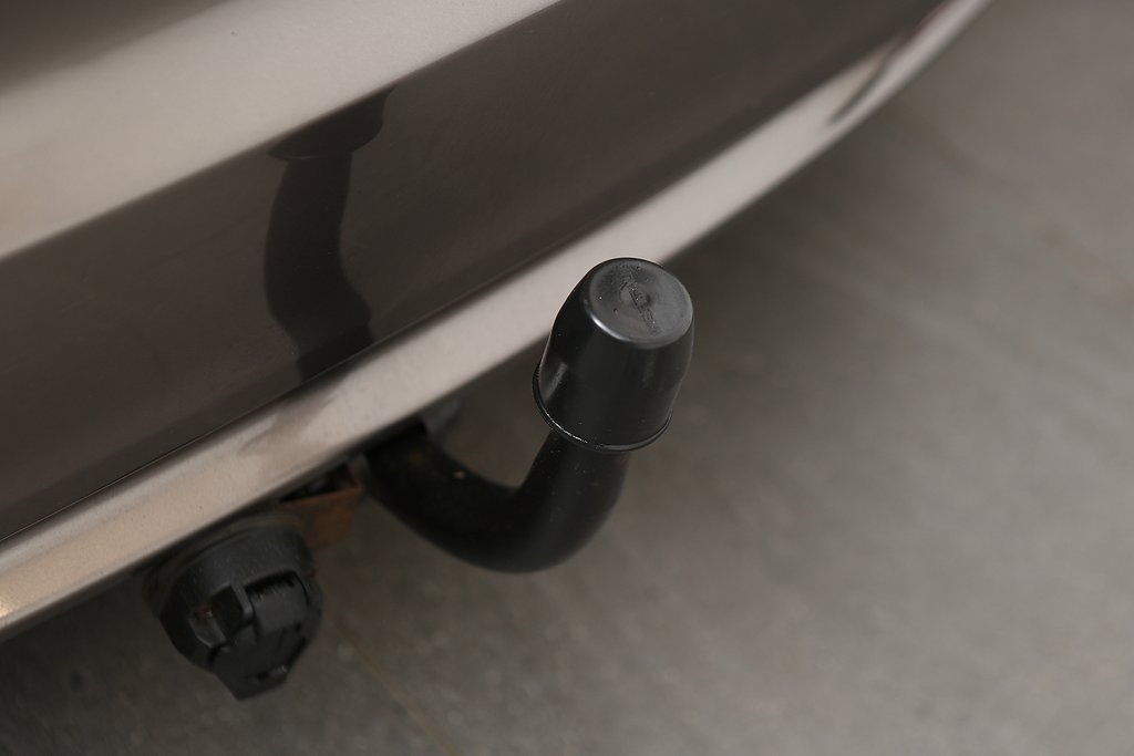 Honda Civic 1,6 i-DTEC 120hk Lifestyle 5D P-sensor Dragkrok 2013