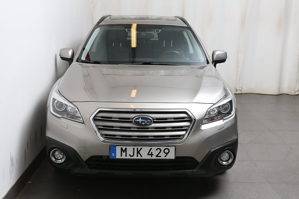 Subaru Outback 2,0D Summit AWD Aut H/K Skinn Motorv Drag 2016