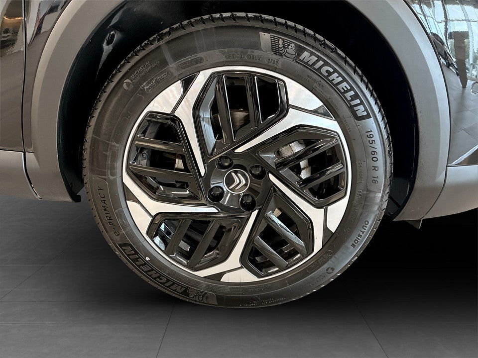 Bild på Citroën C4 Shine Exclusive 1.2 PT 130hk Aut B-KAMERA NAVI