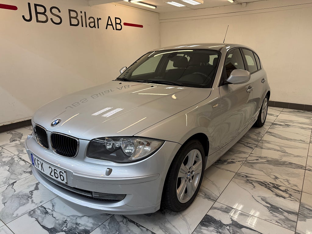 BMW 118d 5-dörrars Advantage, Comfort Euro 5, 1 Ägare, Ny serv