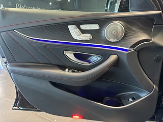 Sedan Mercedes-Benz E 11 av 15