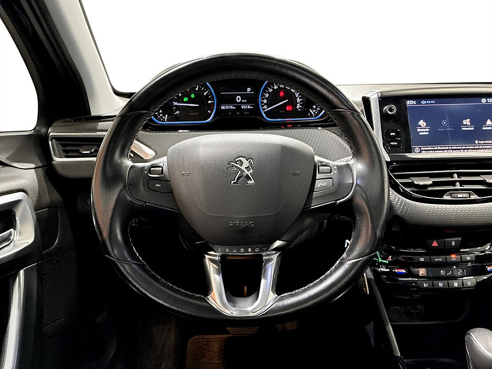 Bild på Peugeot 2008 Allure 1.2 PT 110hk Aut PANO B-KAMERA