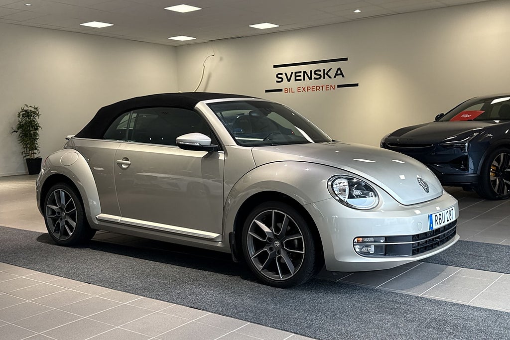 Volkswagen Beetle Cabriolet 1.2 Turbo TSI 105hk/Carplay/Design/Låga mil