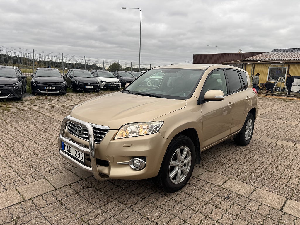 Toyota RAV4 2.0 VVT-i 4x4 AUT EXECUTIVE DRAG 2-ÅRS GARANTI