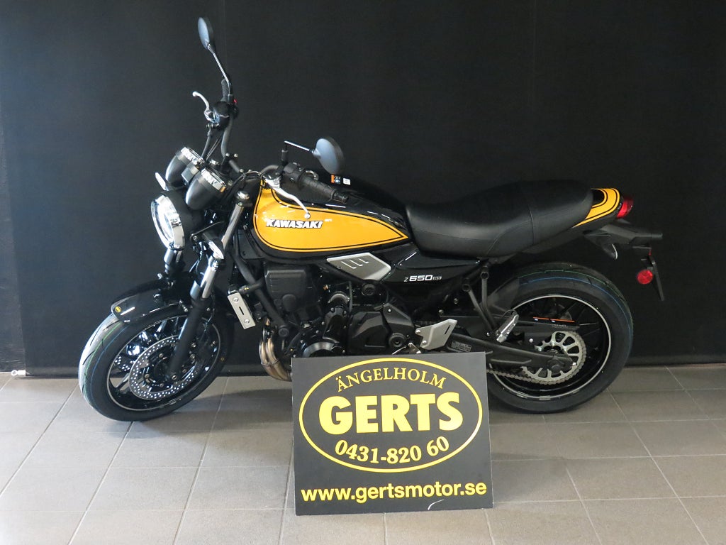 Kawasaki Z 650 RS 