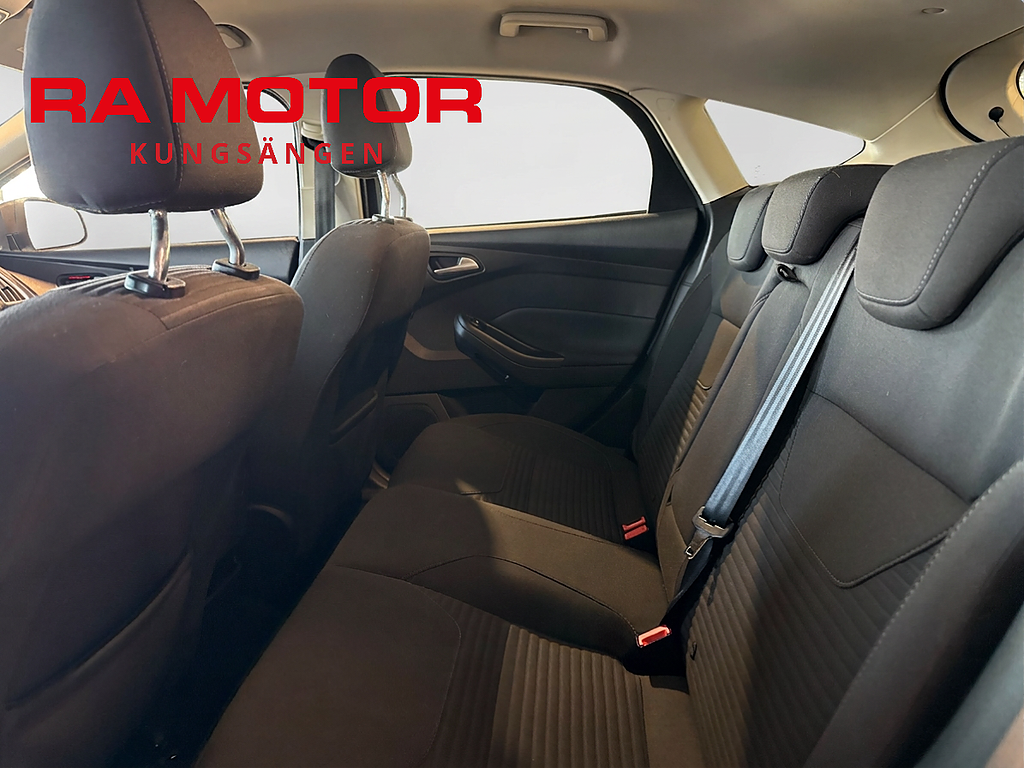 Ford Focus 1.0 125hk EcoBoost | Titanium | B-kamera | K-rem bytt | 2016