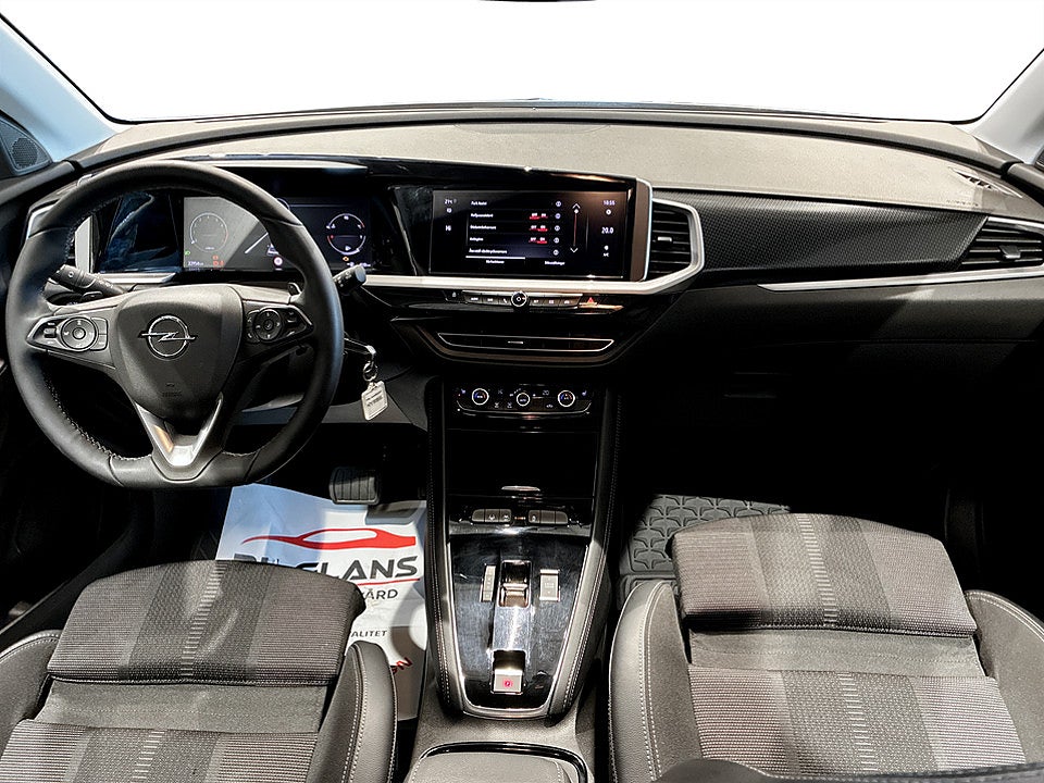 Bild på Opel Grandland SE Edition 1.2 Turbo 130hk Aut B-KAMERA NAVI