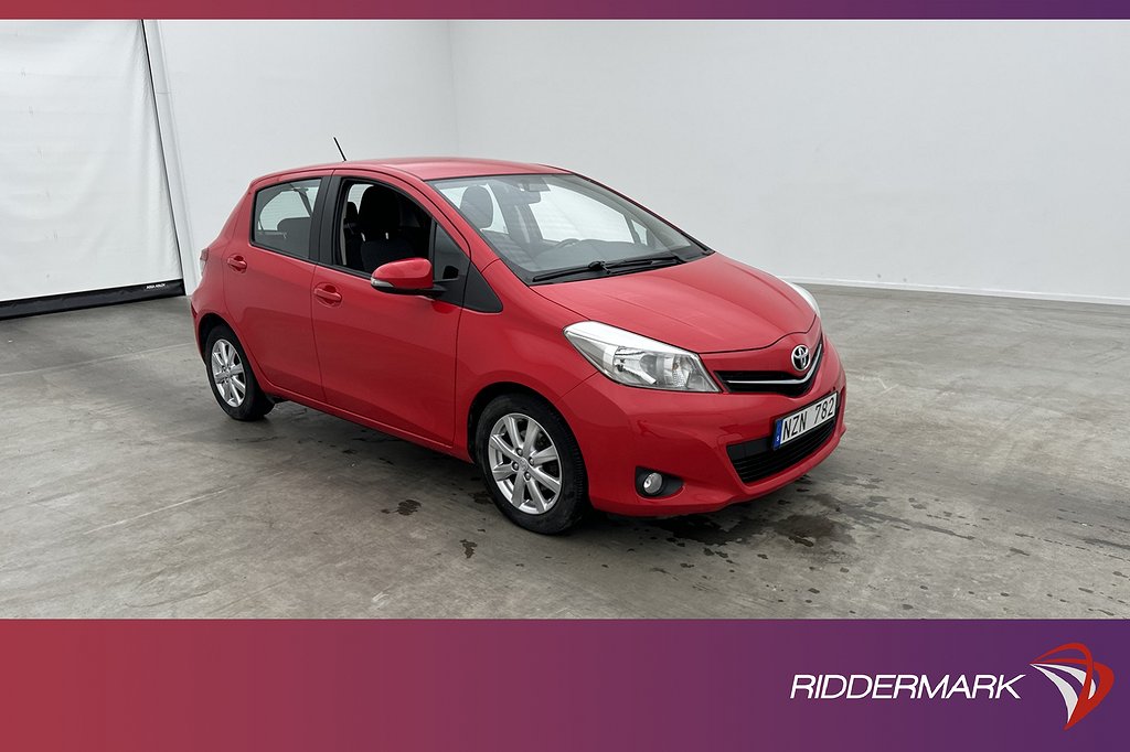 Toyota Yaris 1.4 90hk Active Värmare Kamera Bluetooth