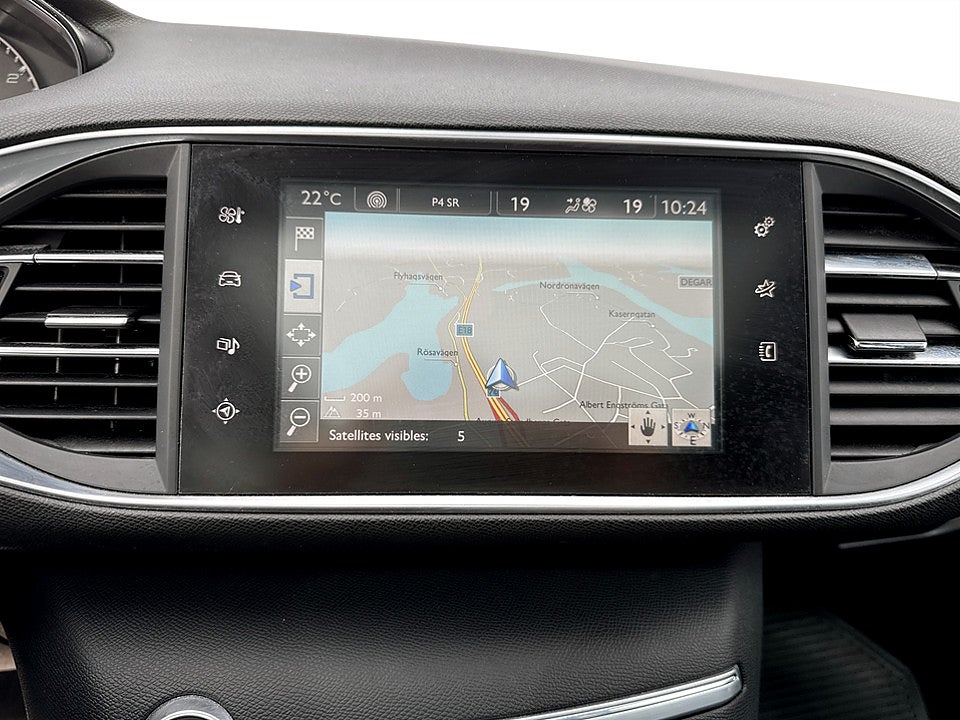 Bild på Peugeot 308 5D STYLE 1.2 PT 130hk Aut PANO B-KAMERA 