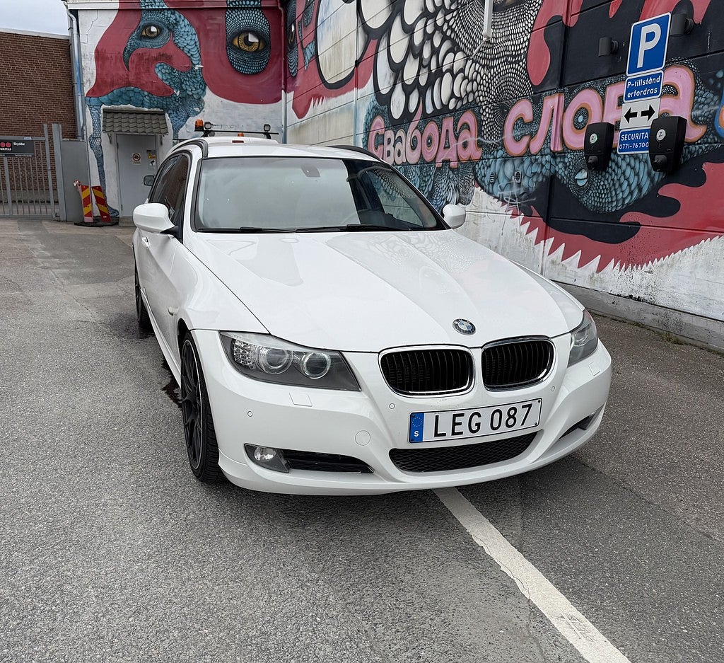 BMW 320D E91 Automat/Fint skick/Nyservad