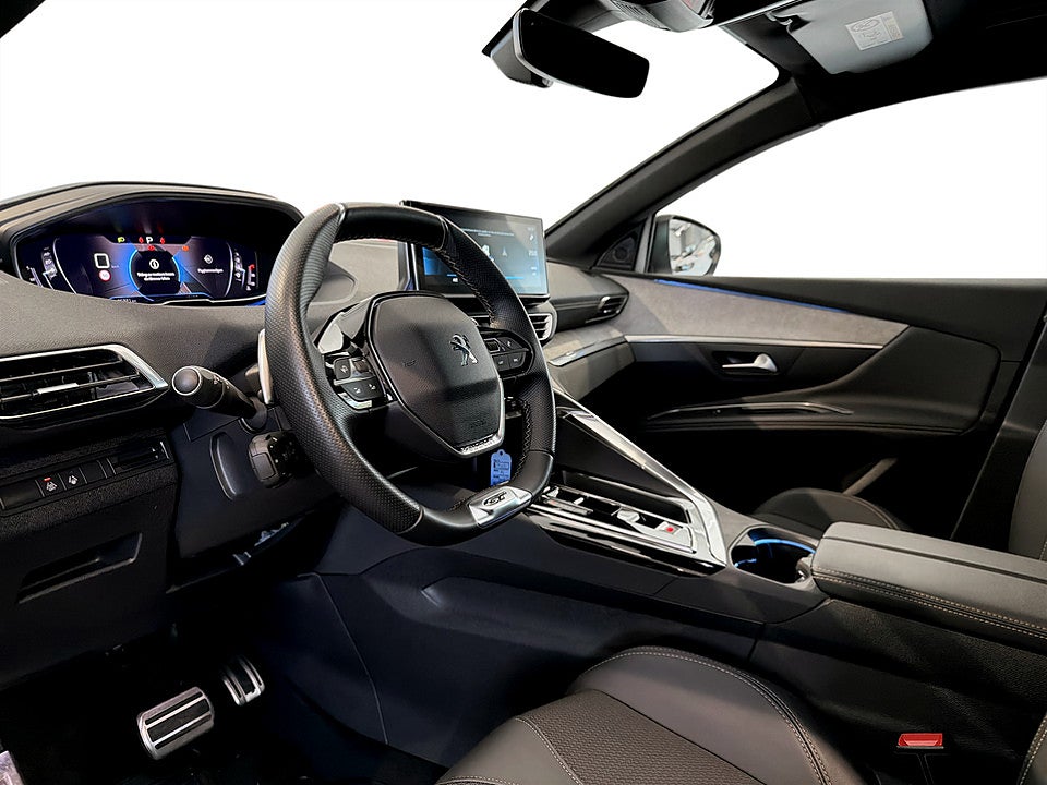 Bild på Peugeot 3008 GT 1.2 PT 130hk Aut B-KAMERA CARPLAY
