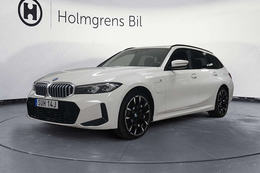 BMW 330 e xDrive Touring Ränta 4,95% | M-Sport Active Edition Aktiv Fart