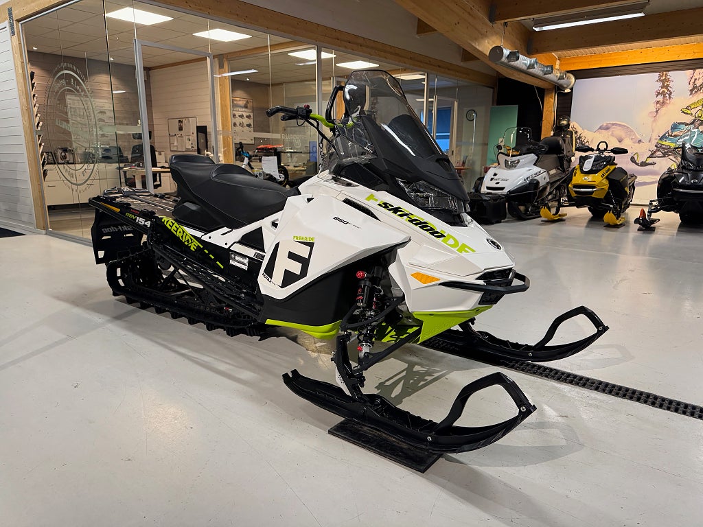Ski-Doo Freeride 154 850 E-tec 