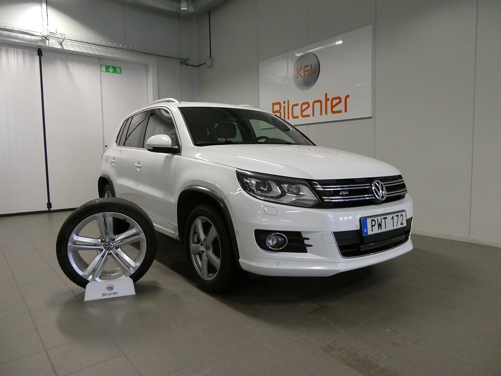 Volkswagen Tiguan 2.0 TDI 4M *JANUARIREA* R-line Aut-Drag-Pano-Värmare