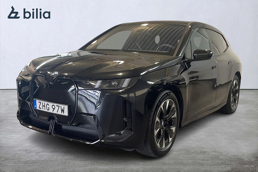 BMW iX Xdrive60 M-Sport Pro | Fully Charged | Panorama | H&K