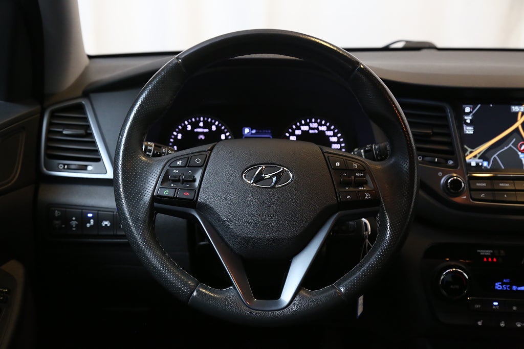 Hyundai Tucson 1,6 T-GDI 177hk MOVE! 4WD Aut Navi Kamera 19" 2018