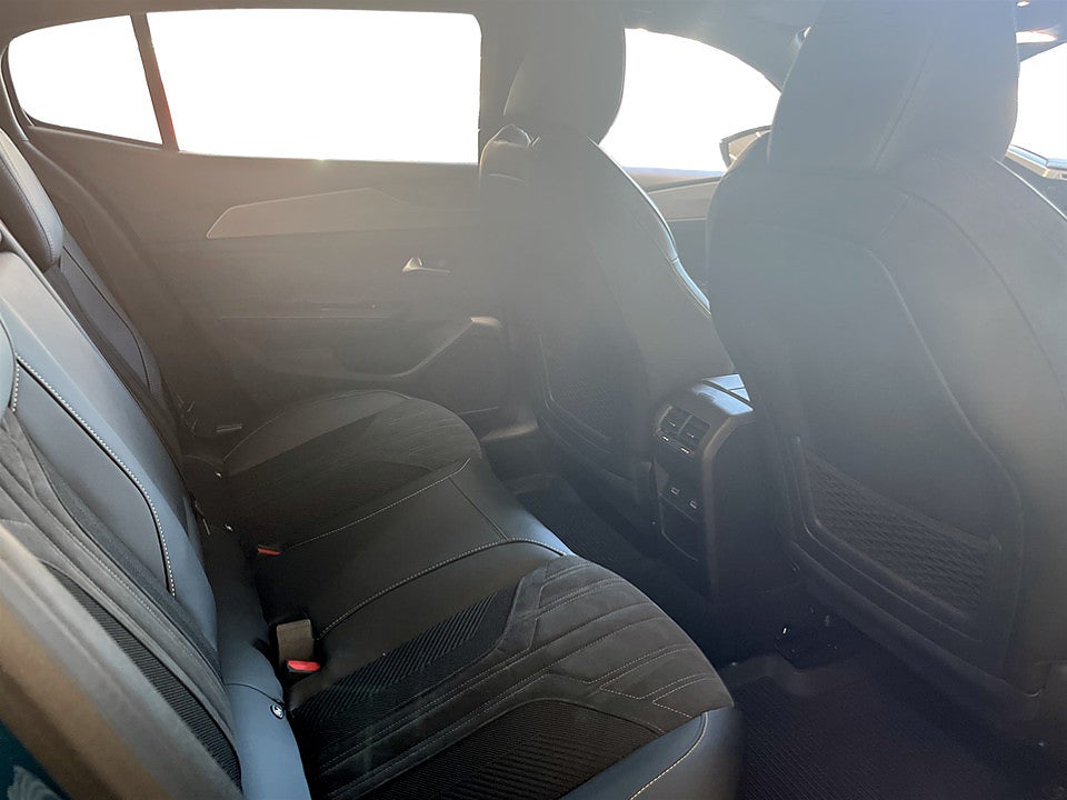 Bild på Peugeot 408 GT 1.2 PT 130hk Aut B-KAMERA CARPLAY ELSTOL
