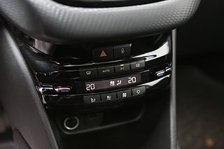 Halvkombi Peugeot 208 19 av 22