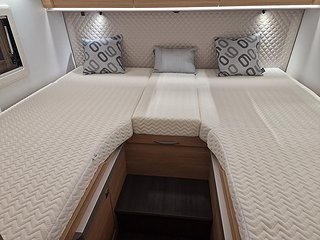 Husbil-halvintegrerad Adria MATRIX 670 SL 60Y 25 av 28