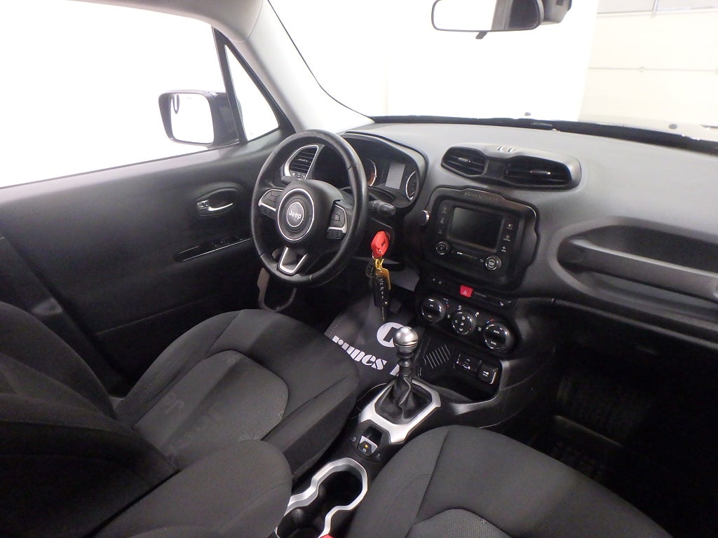 Jeep Renegade 2015 - miniatyr 15