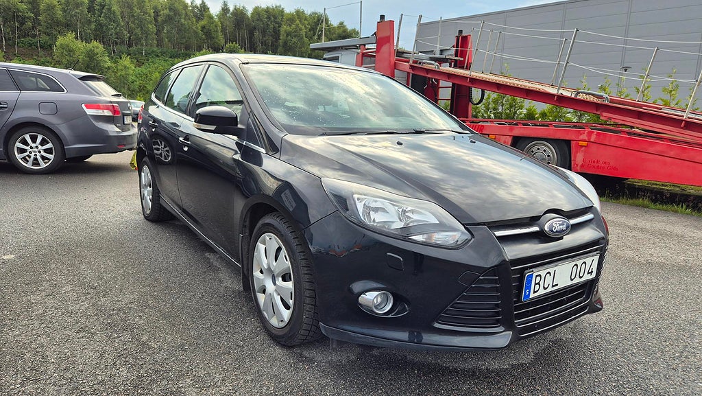 Ford Focus Kombi 1.0 EcoBoost Titanium EU5 Nybes Ny kamrem 