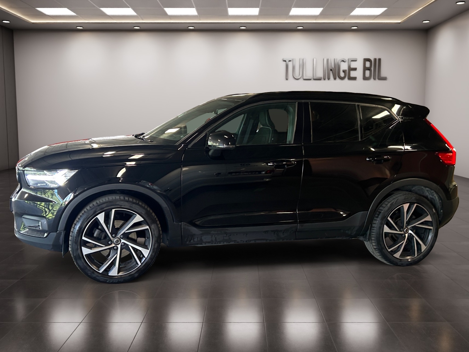 Volvo XC40 2018, kuva 2/56