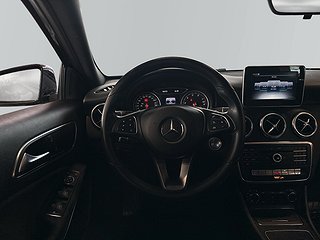 Mercedes-Benz A 180 7G-DCT Style AMG S&V-hjul/Kamera/Carplay