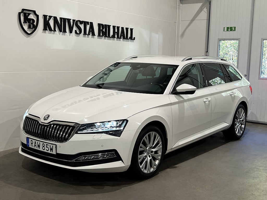 Skoda Superb 2.0 TDI 4x4 Style Cockpit SE SPEC 200hk