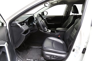SUV Toyota RAV4 9 av 25