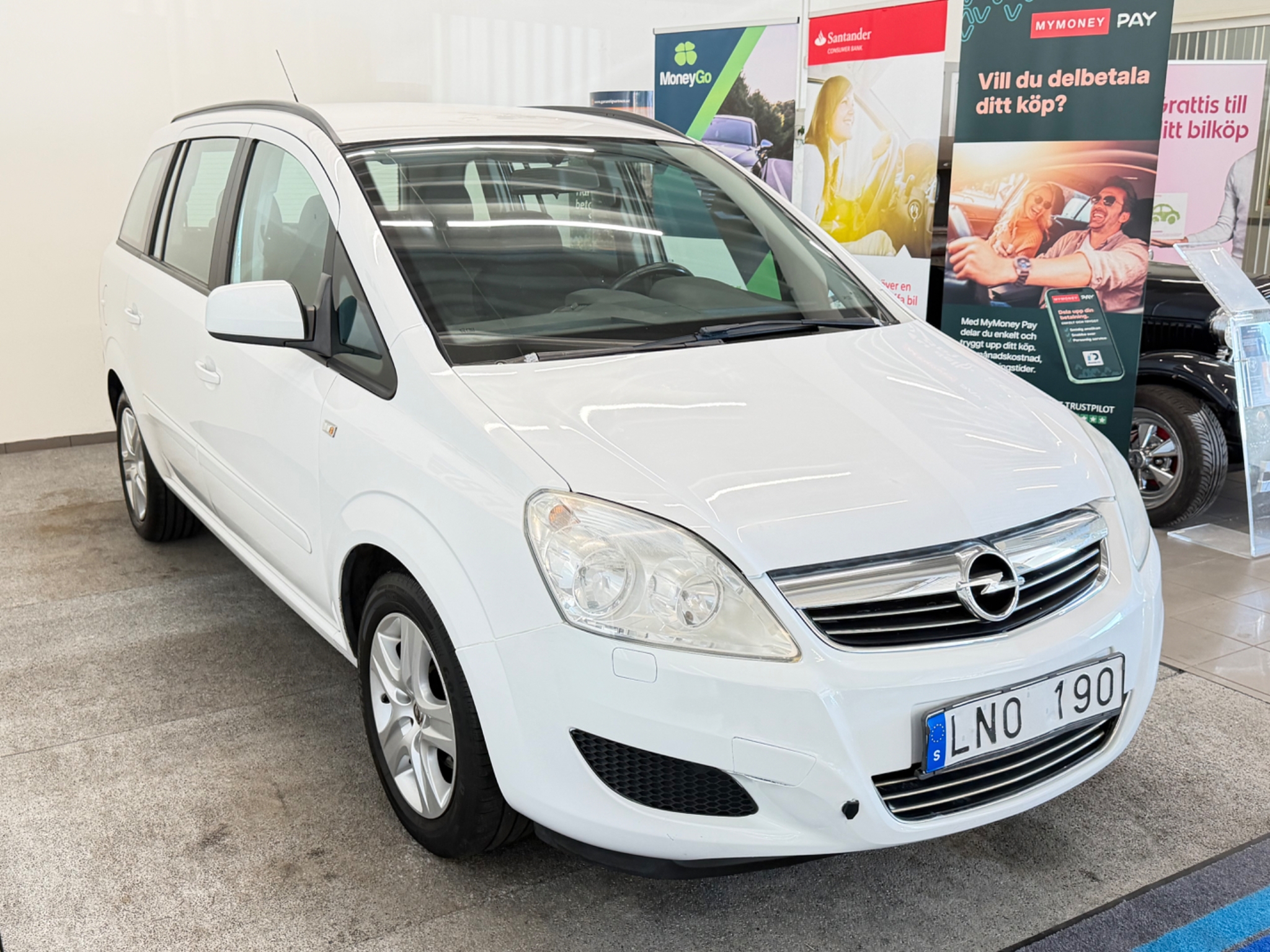Opel Zafira 2010, bild 2/36